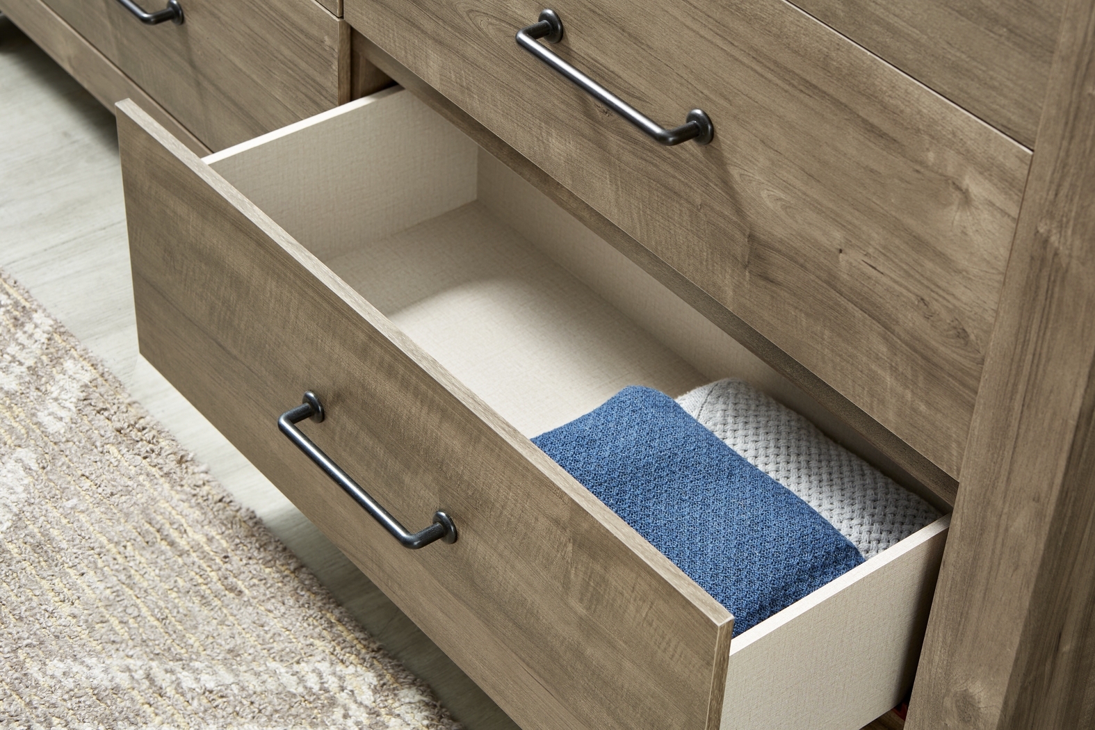 Abilene Brown 5 Pc Queen Panel Bedroom - Thumbnail - Image 10