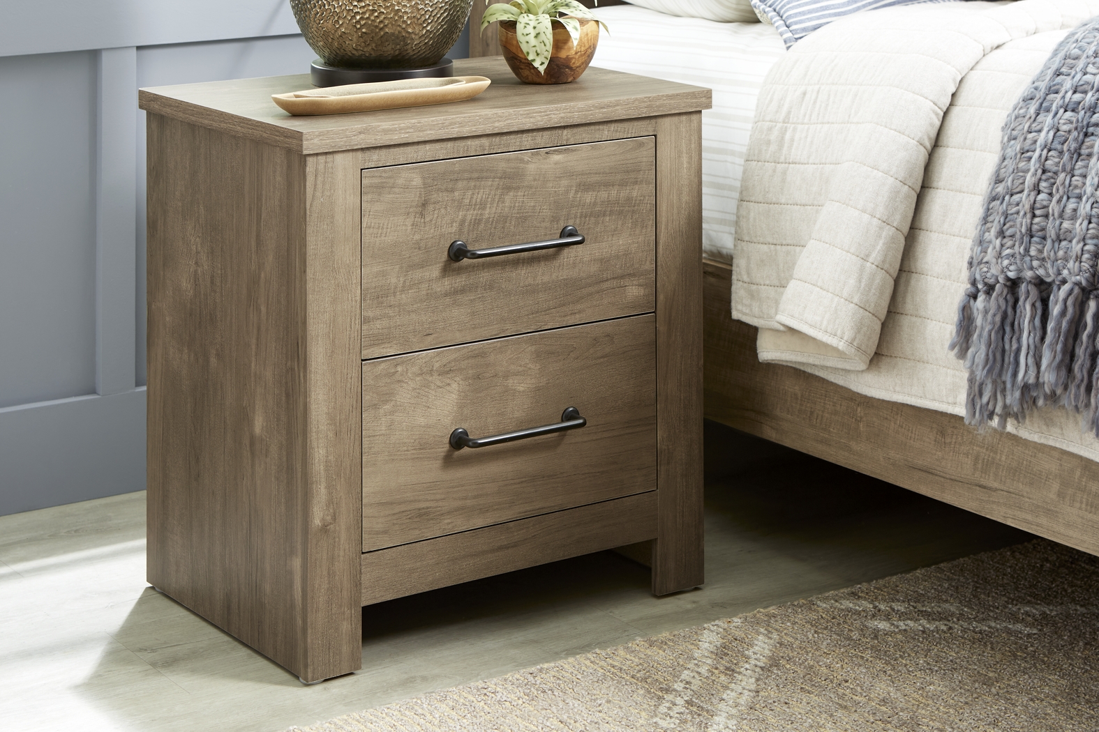 Abilene Brown 7 Pc Queen Panel Bedroom - Thumbnail - Image 12