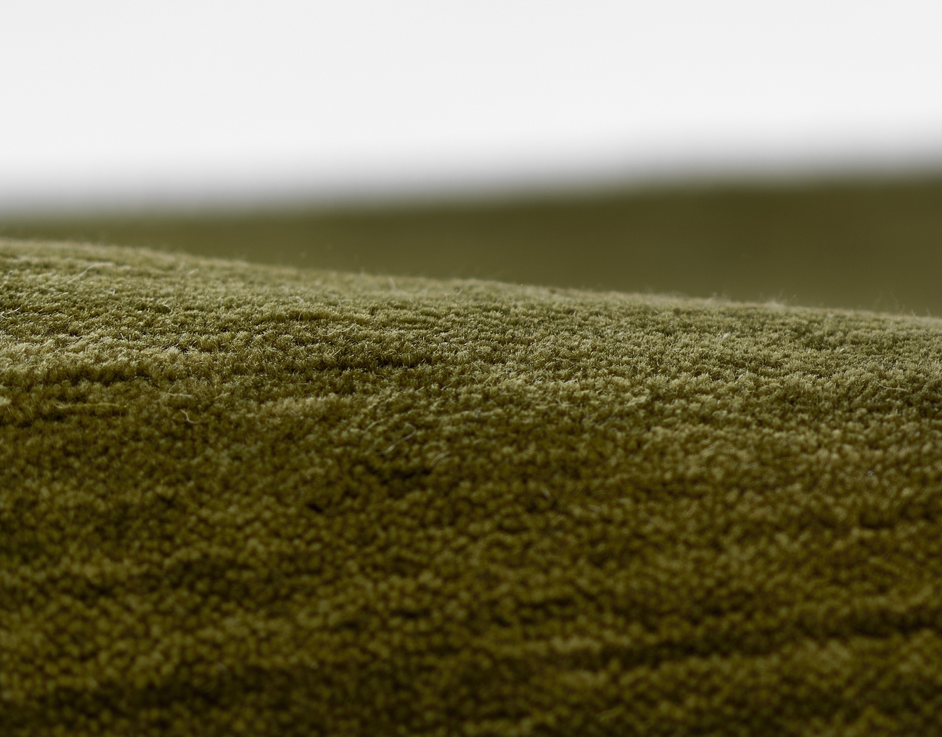 Abogny Green 5' x 8' Rug - Thumbnail - Image 5