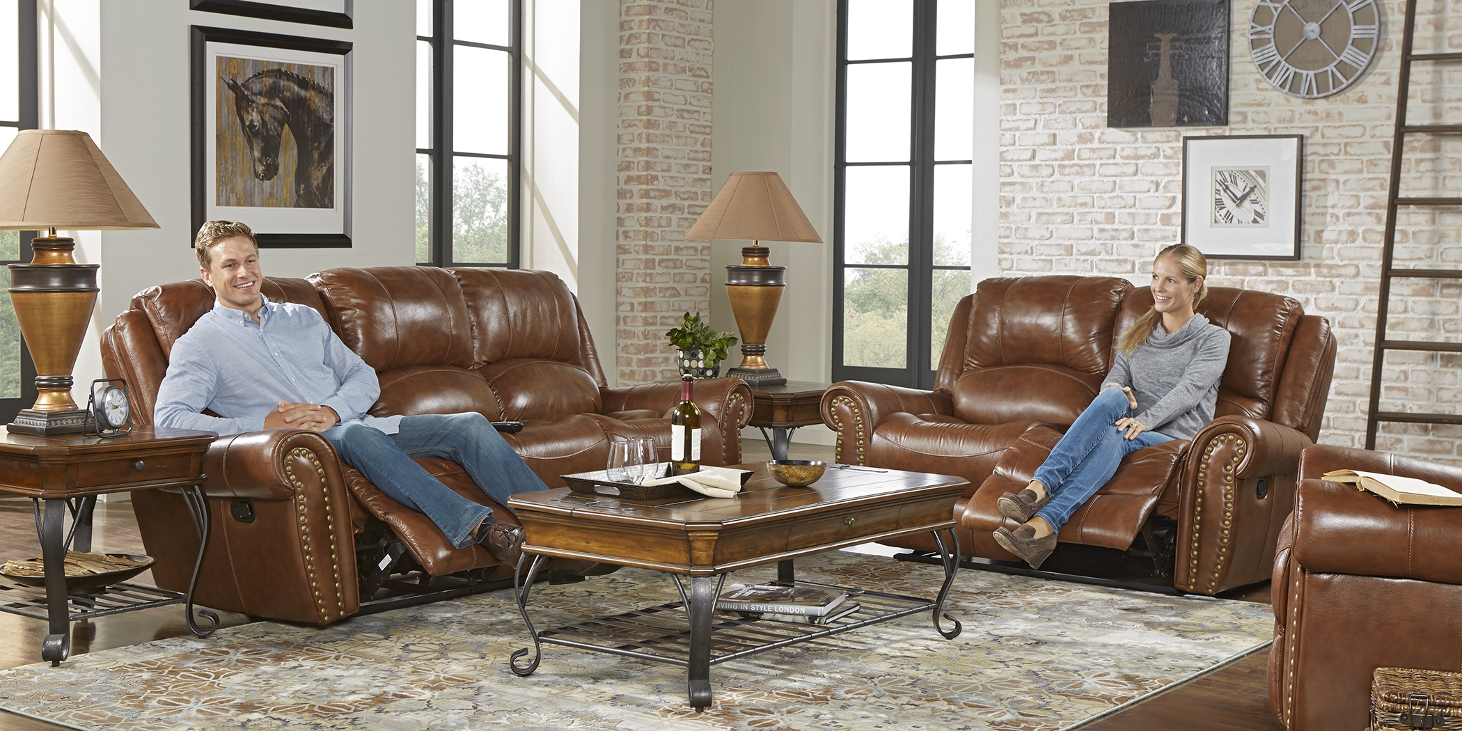 Abruzzo Brown 5 Pc Leather Reclining Living Room - Thumbnail - Image 2