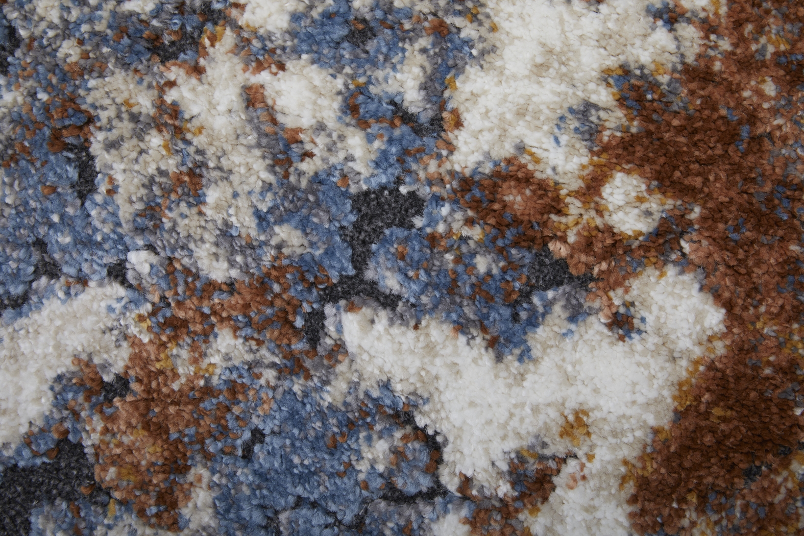 Adrenia Ivory 5'3 x 8' Rug - Thumbnail - Image 7