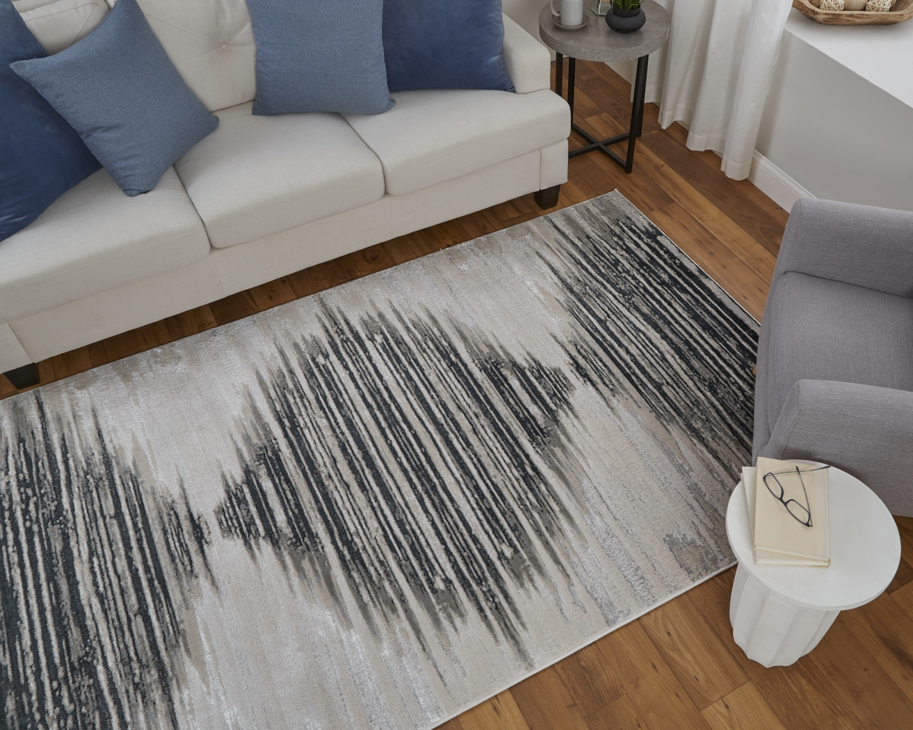 Aera Black 2'10 x 7'10 Runner Rug - Thumbnail - Image 3