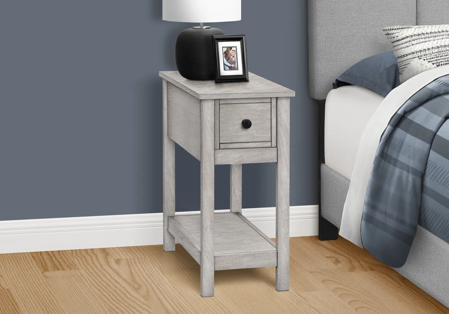 Ager Gray End Table - Thumbnail - Image 3