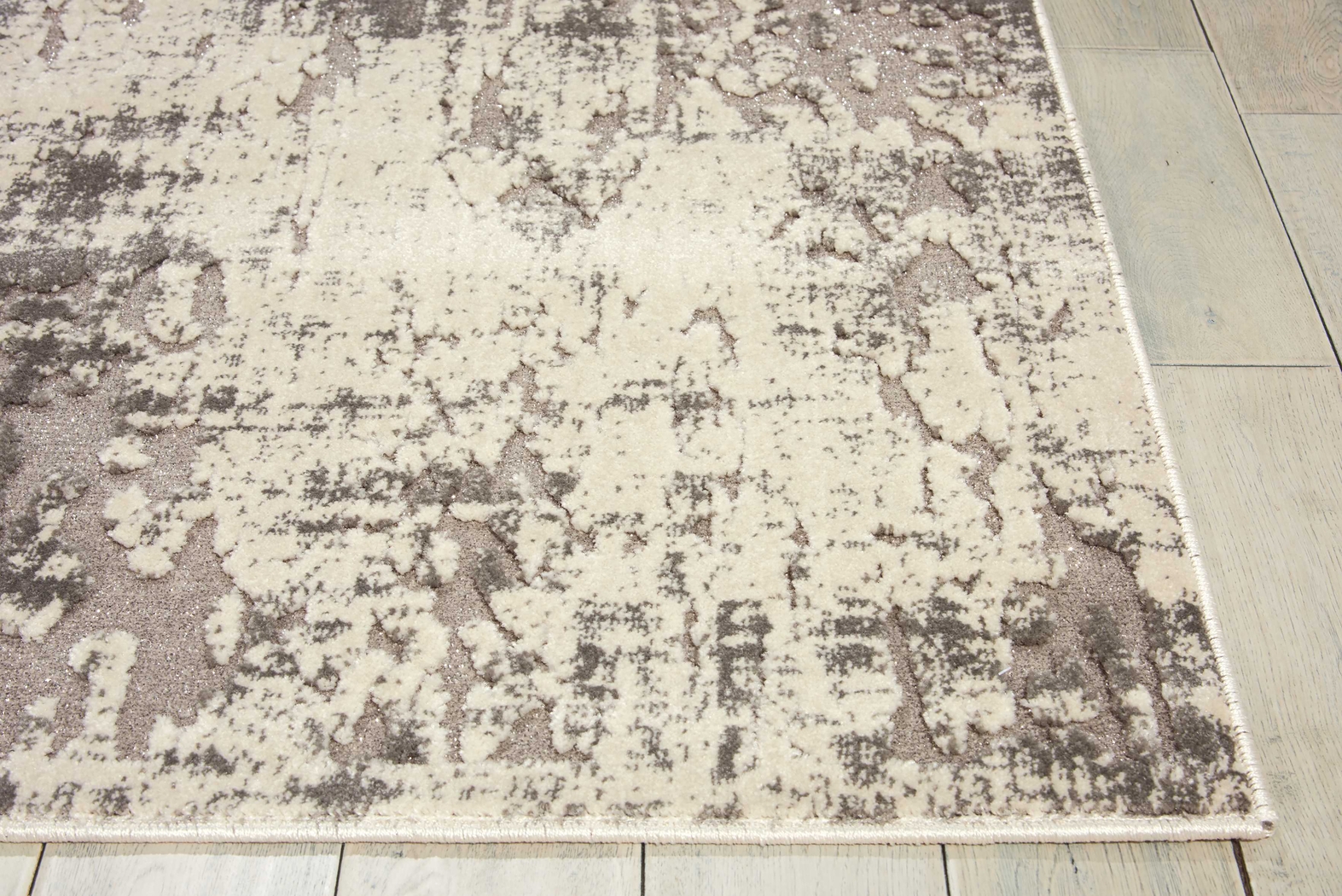Ailine Ivory 5'3 x 7'3 Rug - Thumbnail - Image 2