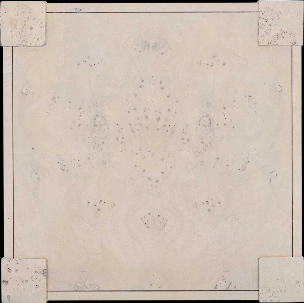 Ailshie II White End Table - Thumbnail - Image 4