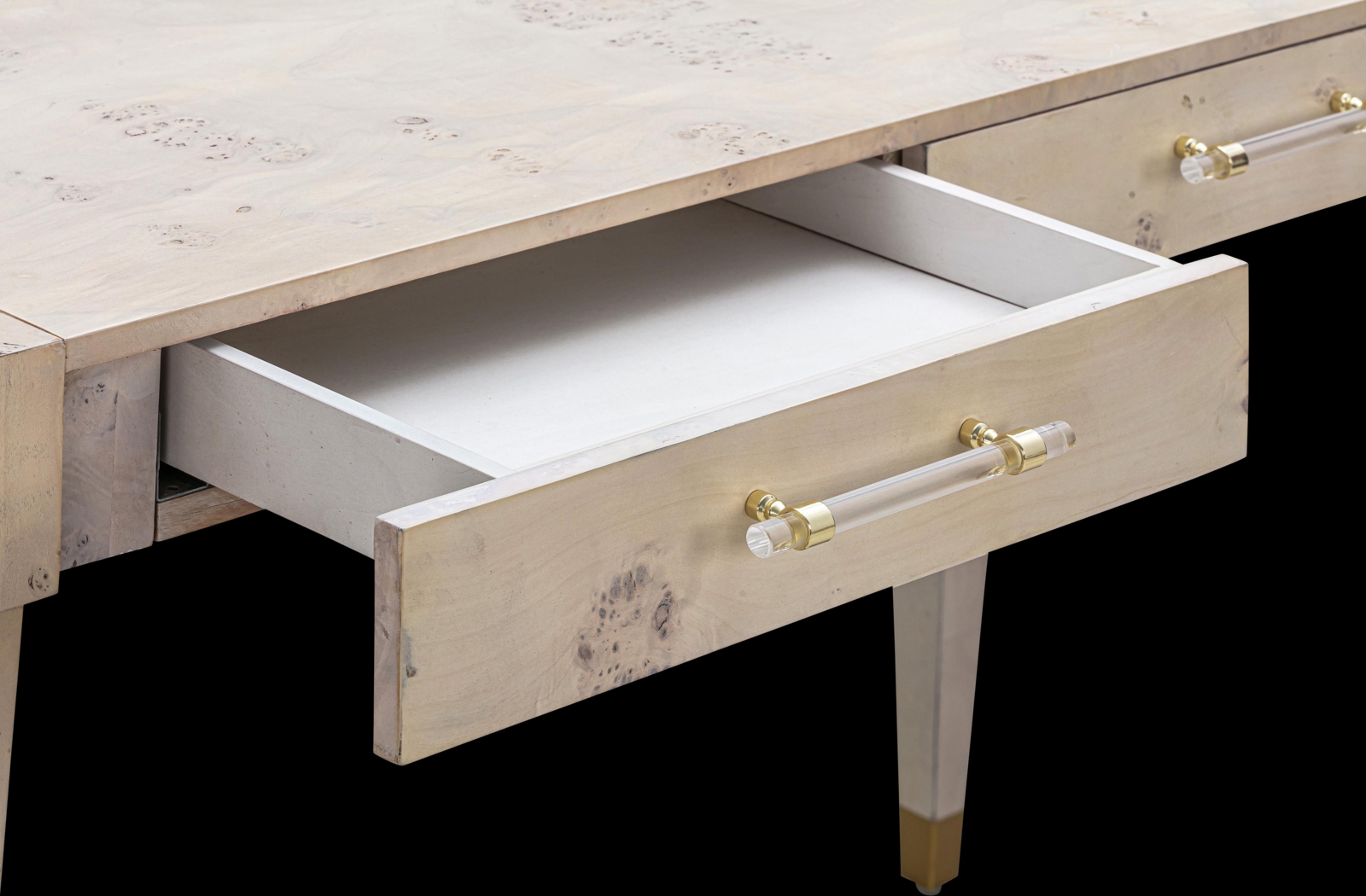 Ailshie III White Desk - Thumbnail - Image 8