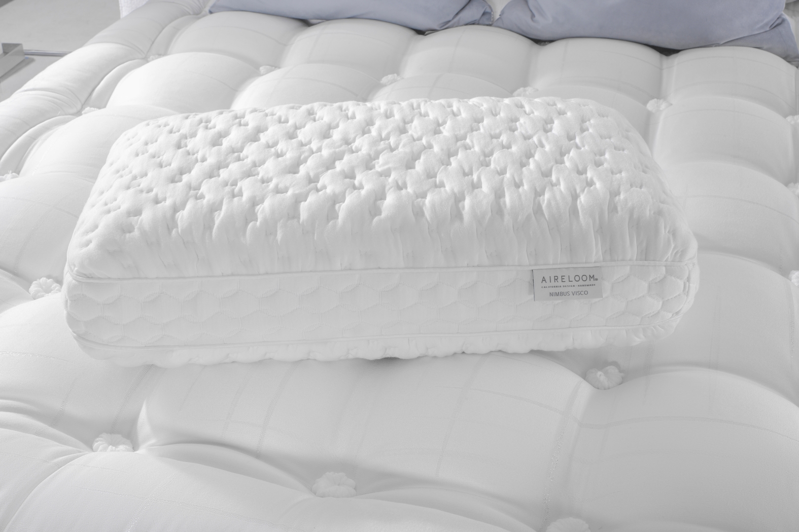 Aireloom King Nimbus High Profile Pillow - Thumbnail - Image 2