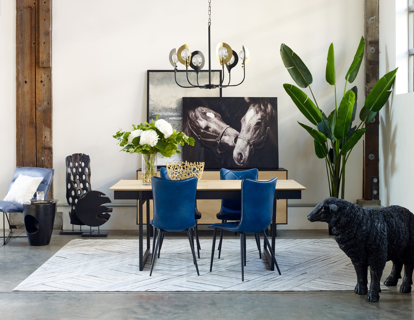 Airlawn Black Outdoor Stool - Thumbnail - Image 6