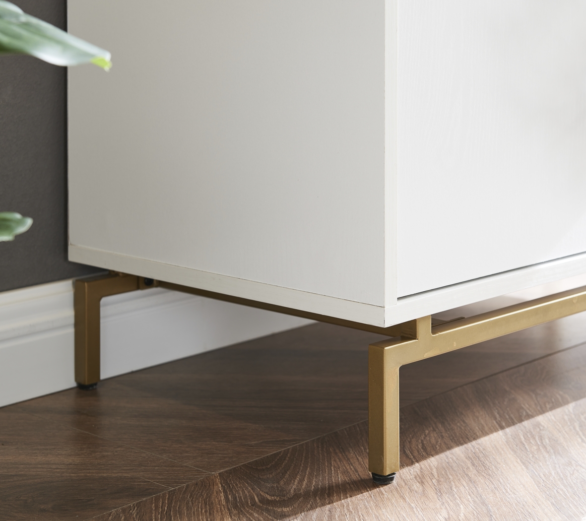 Akochia White Server - Thumbnail - Image 4