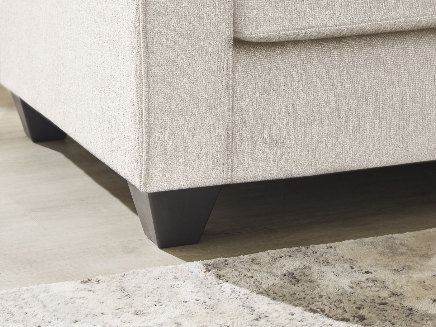 Alanis Bay White Chair - Thumbnail - Image 3