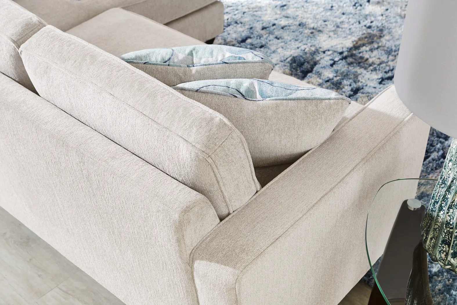 Alanis Bay White Sleeper Chaise - Thumbnail - Image 4