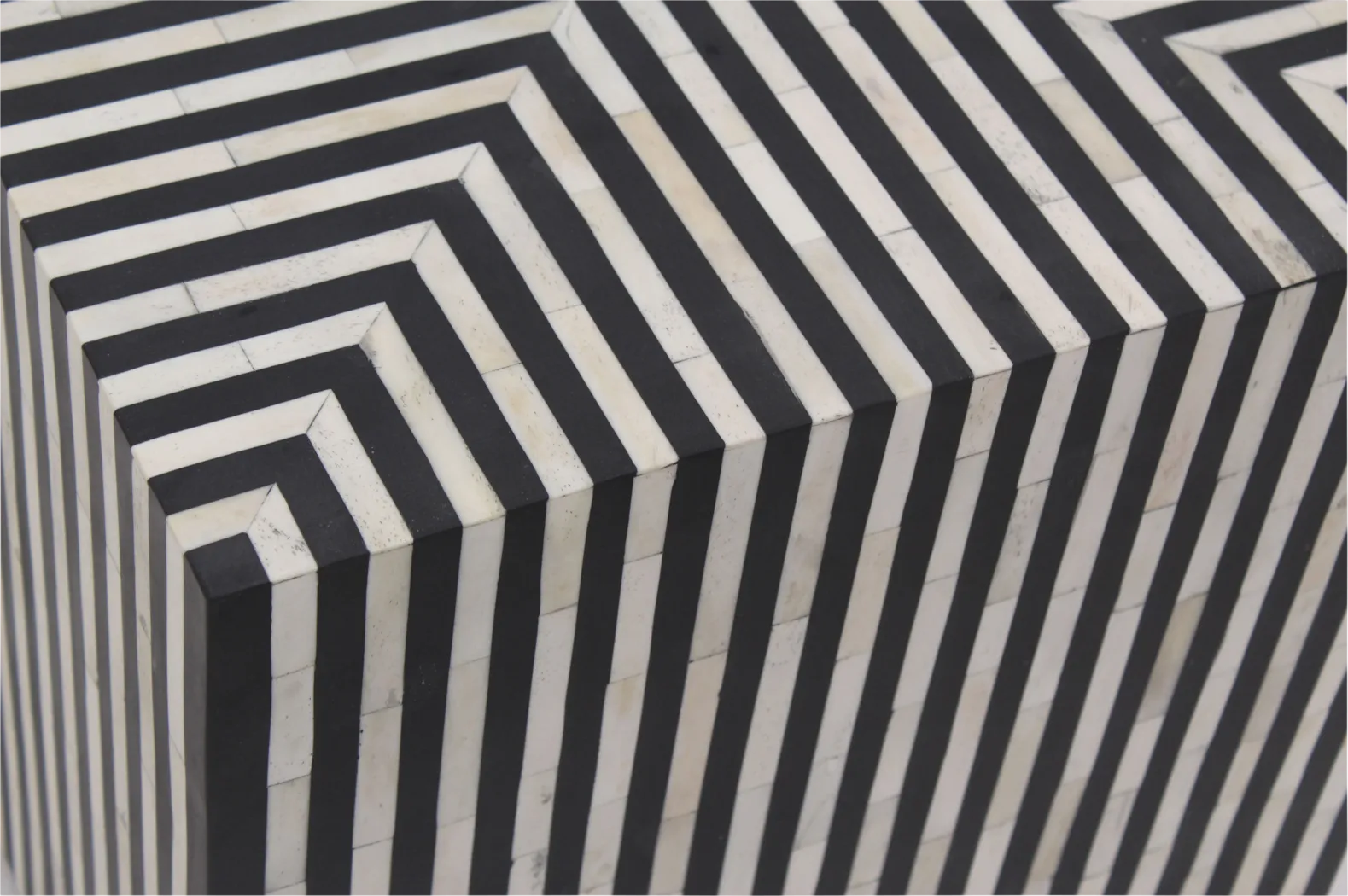 Albin Multi End Table - Thumbnail - Image 4