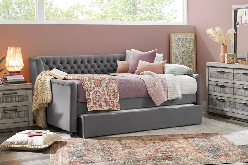 Alena Collection