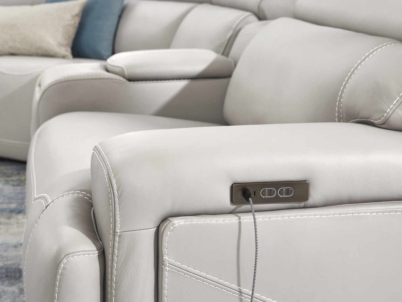 Alessio Light Gray Leather 9 Pc Dual Power Reclining Sectional Living Room - Thumbnail - Image 6