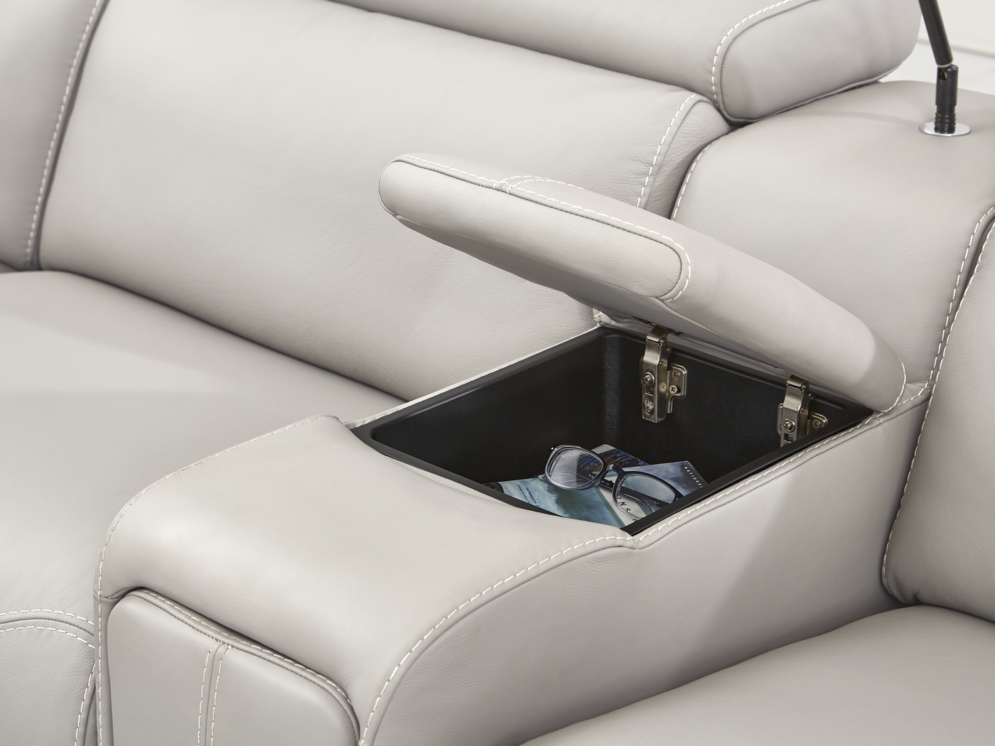 Alessio Light Gray Leather 9 Pc Dual Power Reclining Sectional Living Room - Thumbnail - Image 8