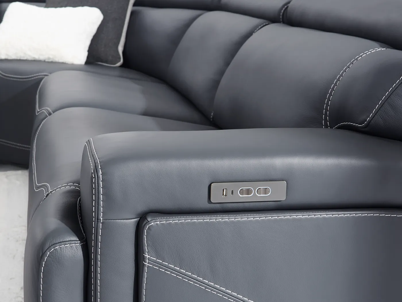  Alessio Sectional - Thumbnail - Image 10