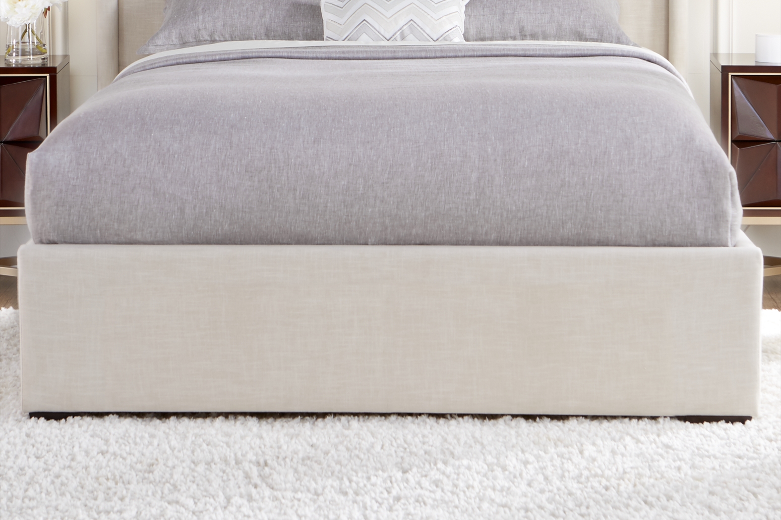 Alison Oatmeal 3 Pc King Upholstered Bed - Thumbnail - Image 3