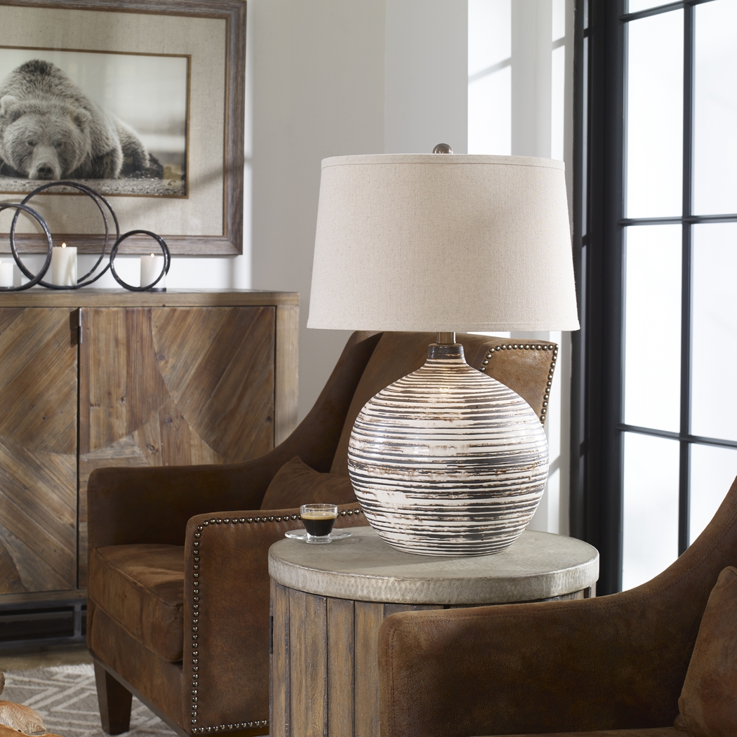 Alisy Street Bronze Lamp - Thumbnail - Image 4