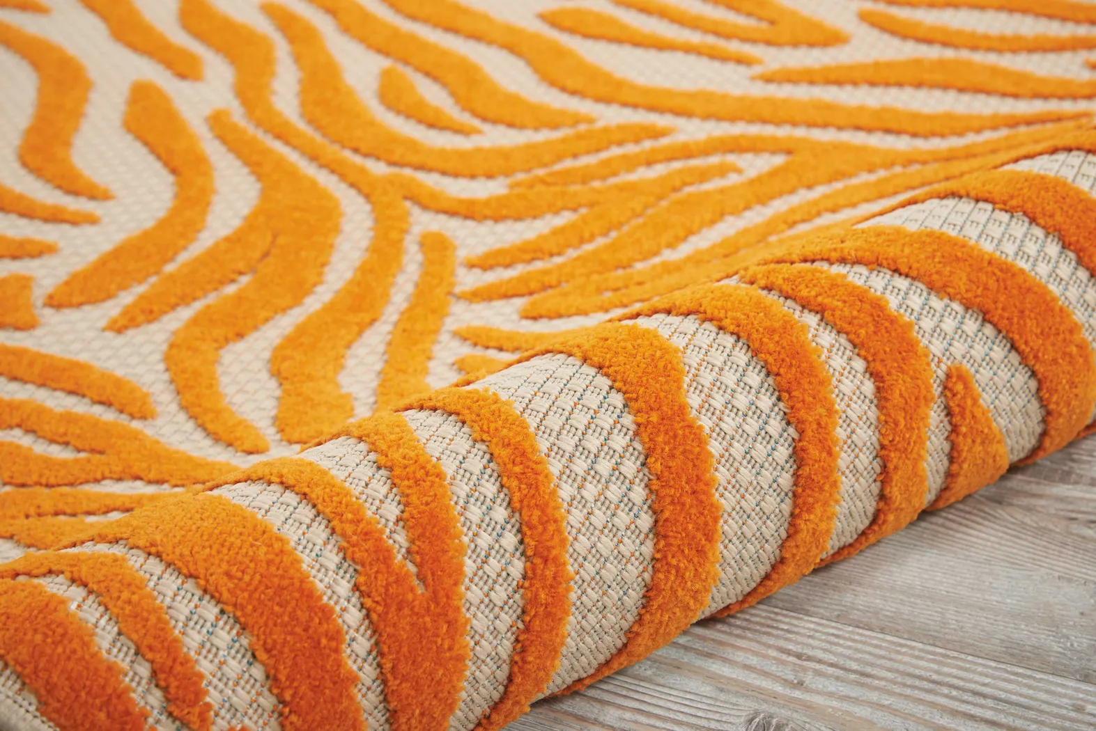 Almarie Orange 5'3 x 7'5 Indoor/Outdoor Rug - Thumbnail - Image 4