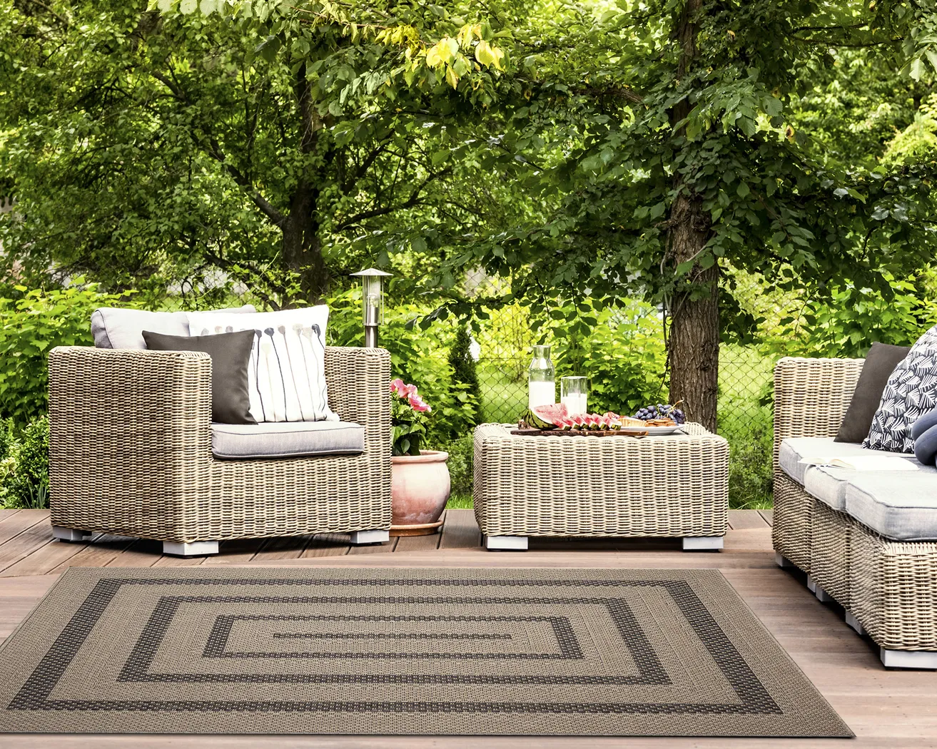 Almoris Taupe 5'3 x 7'3 Indoor/Outdoor Rug - Thumbnail - Image 2