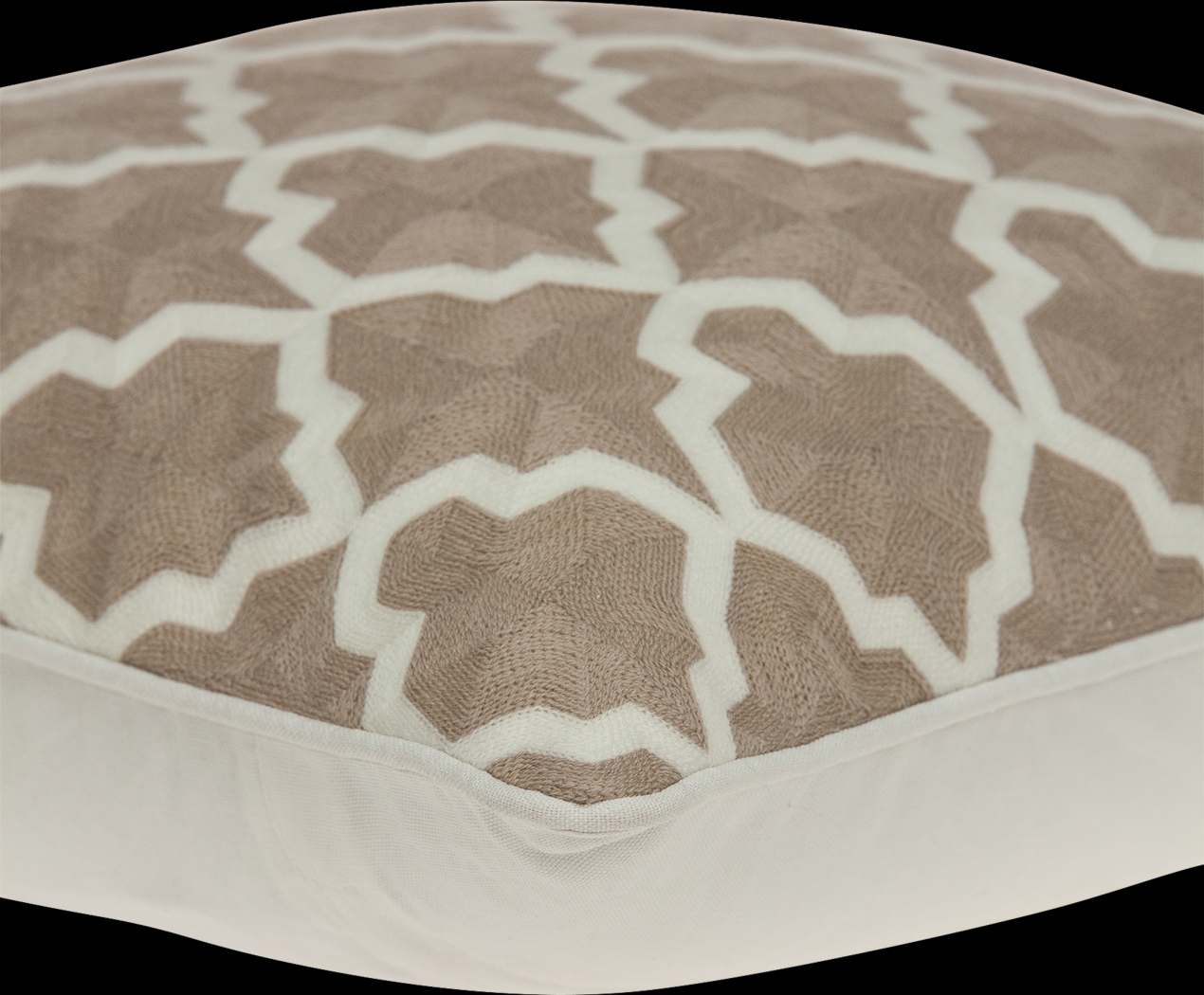 Aloin Beige Accent Pillow - Thumbnail - Image 4