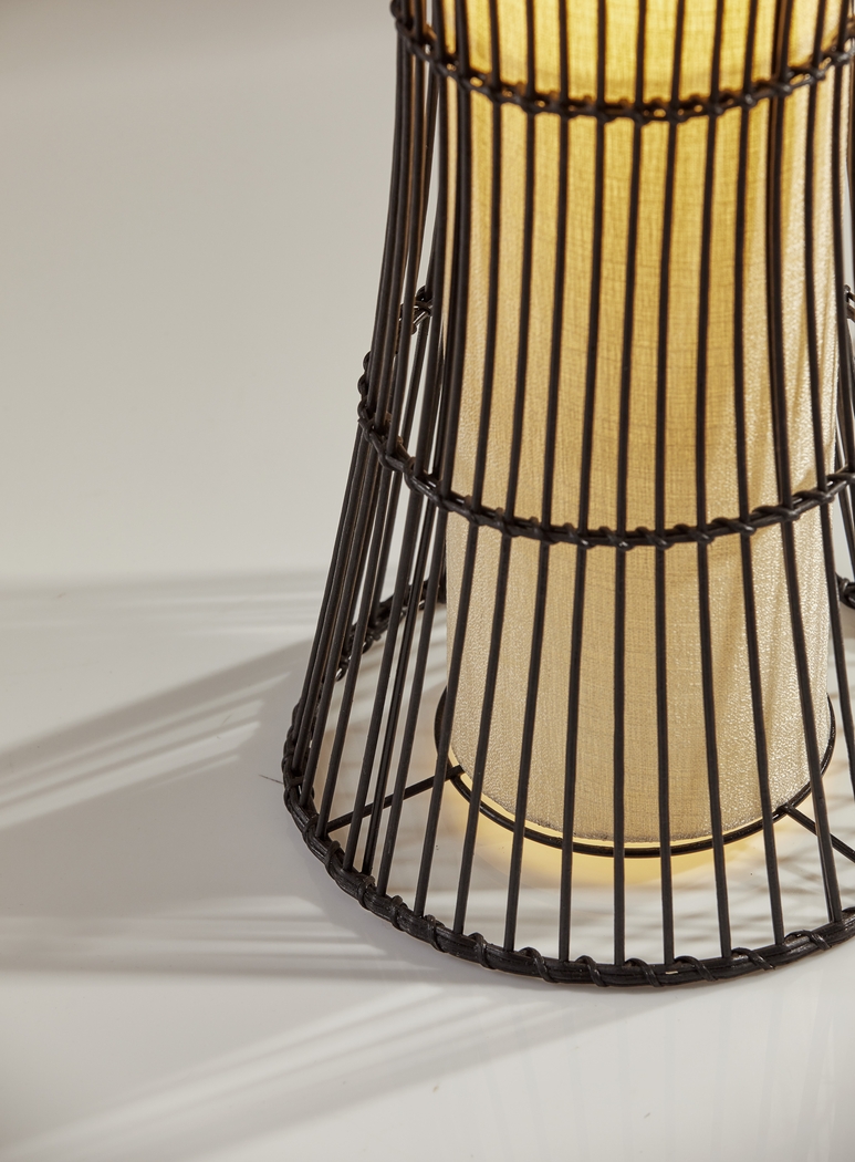 Altavista Black Floor Lamp - Thumbnail - Image 3