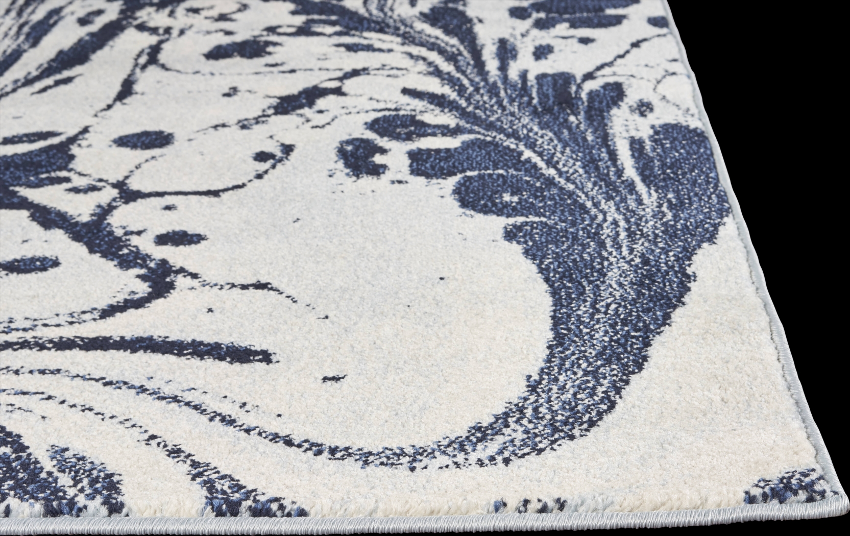 Alydia Blue 6'7 x 9'6 Rug - Thumbnail - Image 3