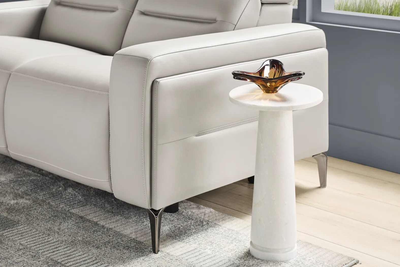 Amalfi Gray Leather 2 Pc Dual Power Reclining Living Room - Thumbnail - Image 13