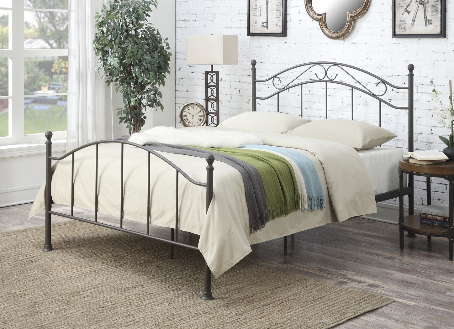 Amina Brown Queen Post Bed - Thumbnail - Image 5