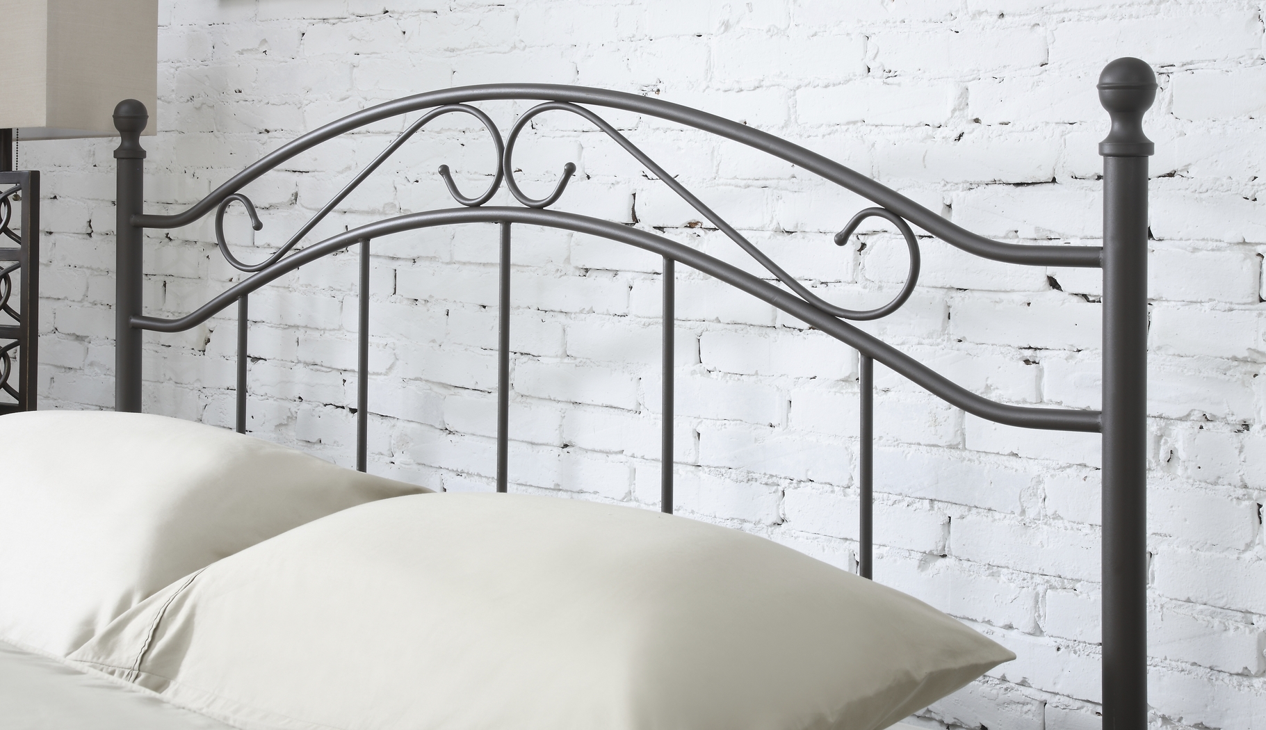 Amina Brown Queen Post Bed - Thumbnail - Image 7