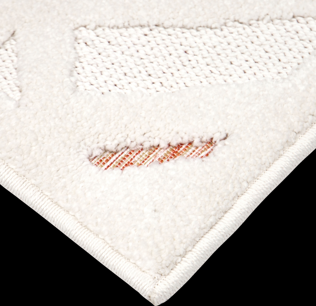 Ammie Orange 5'3 x 7'6 Rug - Thumbnail - Image 6