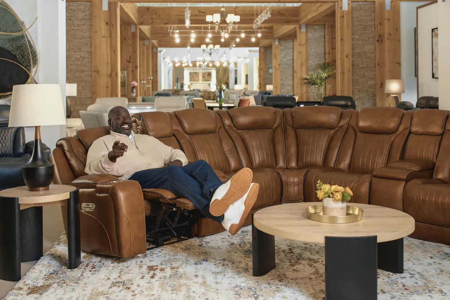 Amplify Brown Leather 6 Pc Triple Power Sectional - Thumbnail - Image 3