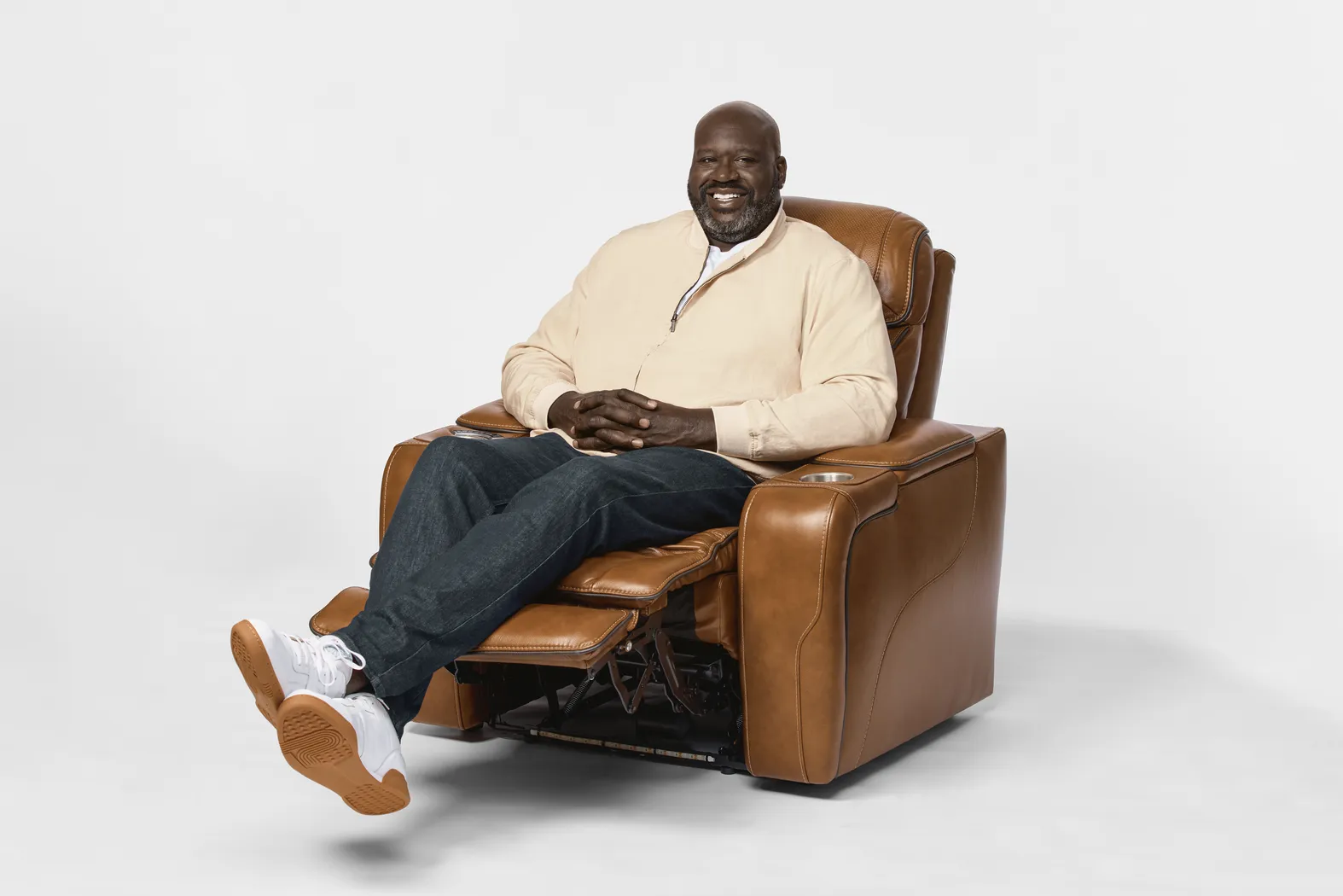 Amplify Brown Leather Triple Power Recliner - Thumbnail - Image 2