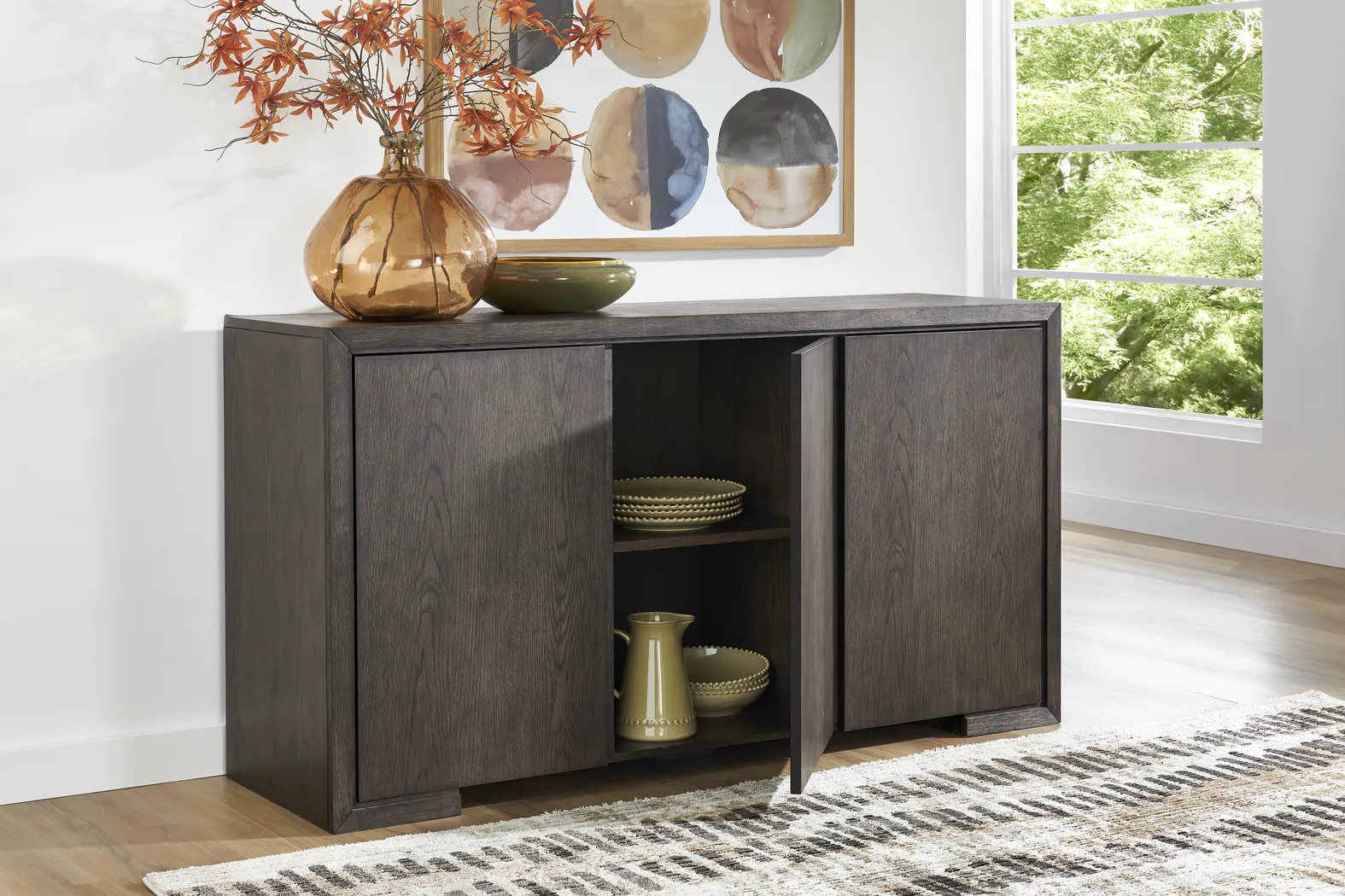 Angelica Brown Server - Thumbnail - Image 4