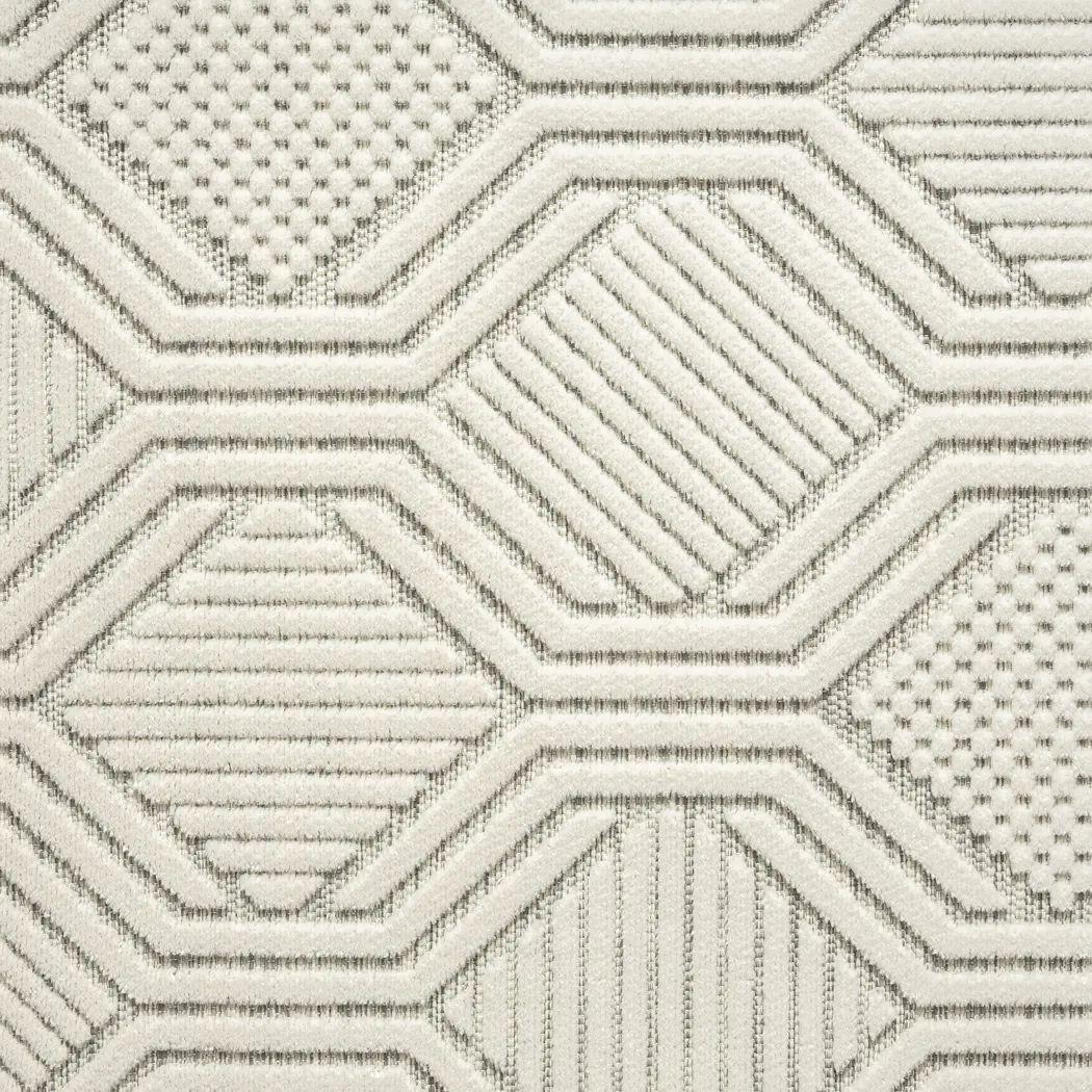 Anitalee Gray 5' x 7' Rug - Image 9