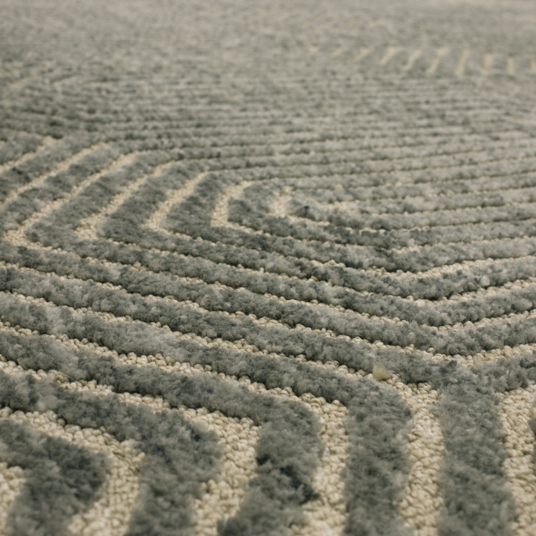 Annesway Beige 5'3 x 7'10 Rug - Thumbnail - Image 4