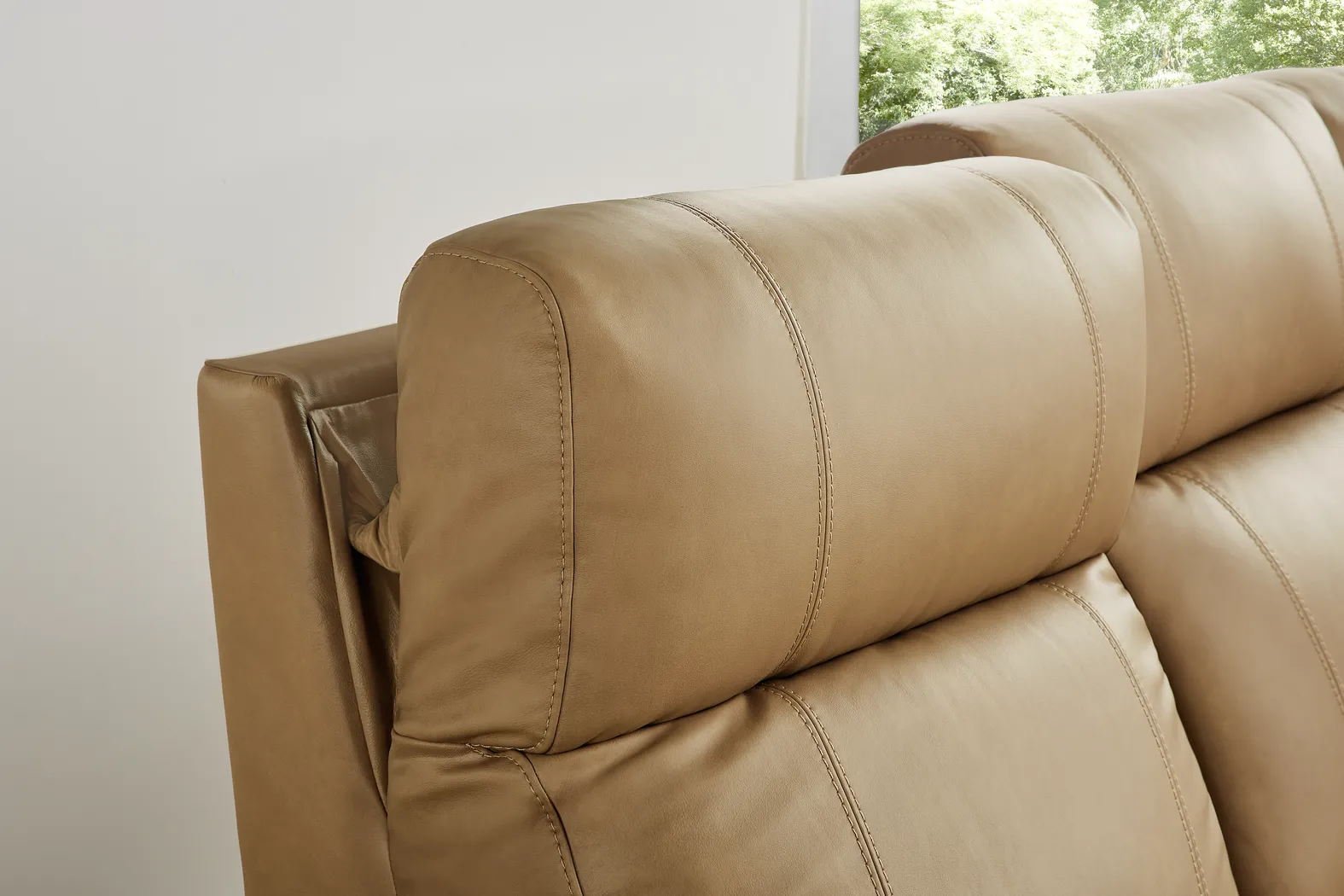 Antonella Tan Leather 2 Pc Dual Power Reclining Living Room - Image 7