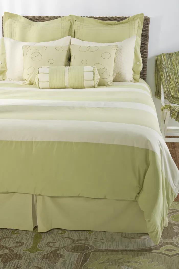 Apple King Bed Skirt - Thumbnail - Image 1