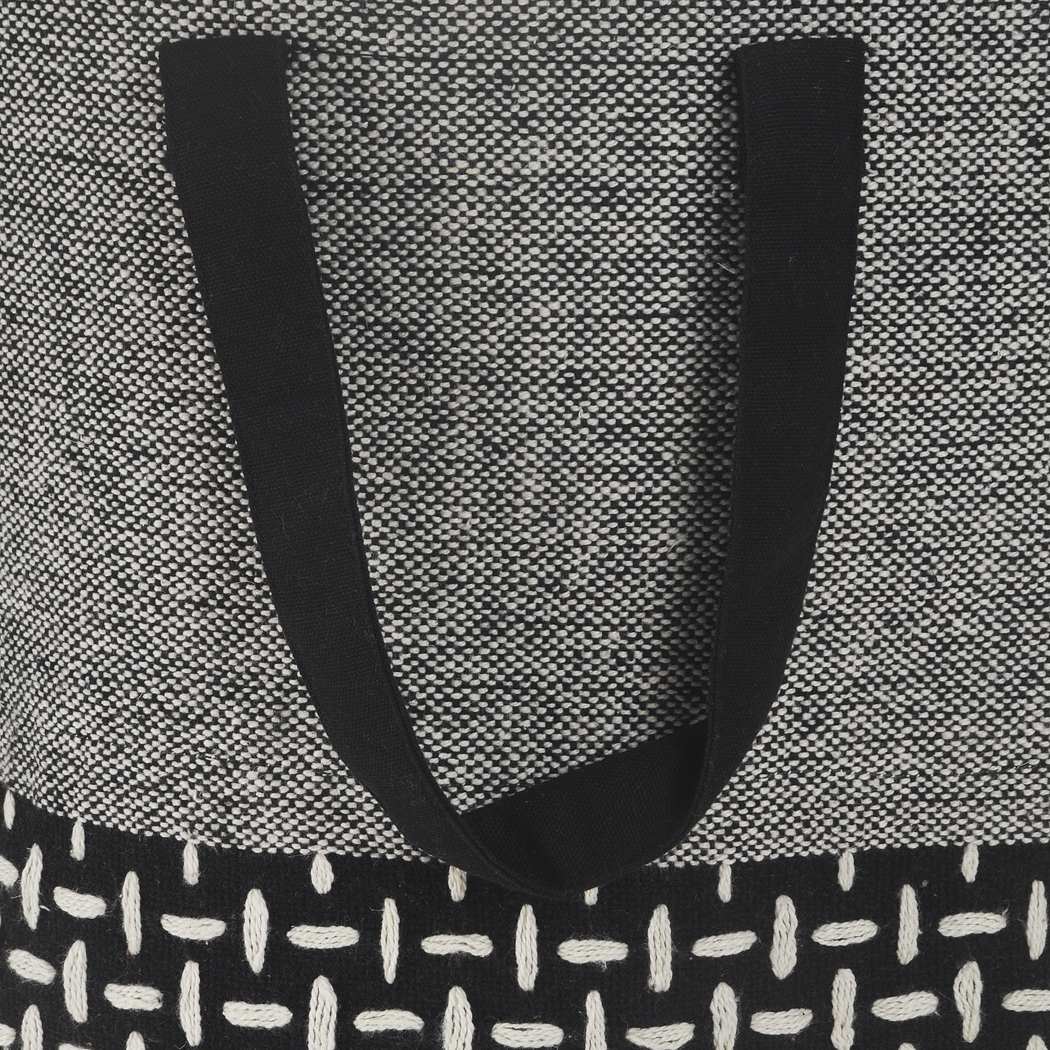 Aralet Gray/White Basket - Thumbnail - Image 4