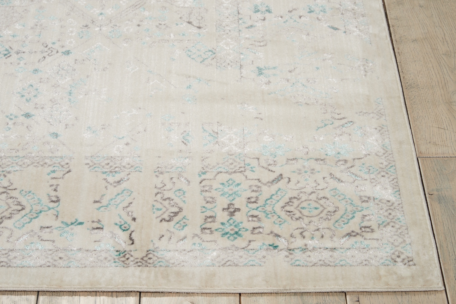 Ardella Ivory 5'3 x 7'3 Rug - Thumbnail - Image 2