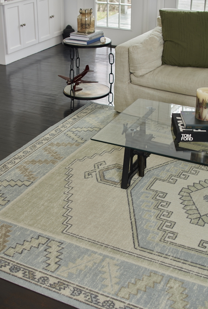 Arisha Blue 6'6 x 9' Rug - Thumbnail - Image 5