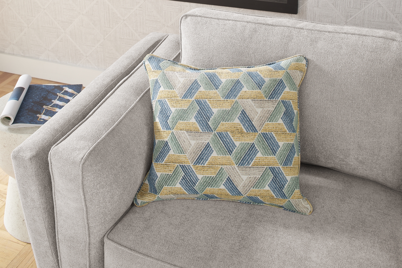 Arlington Platinum 2 Pc Living Room - Thumbnail - Image 4