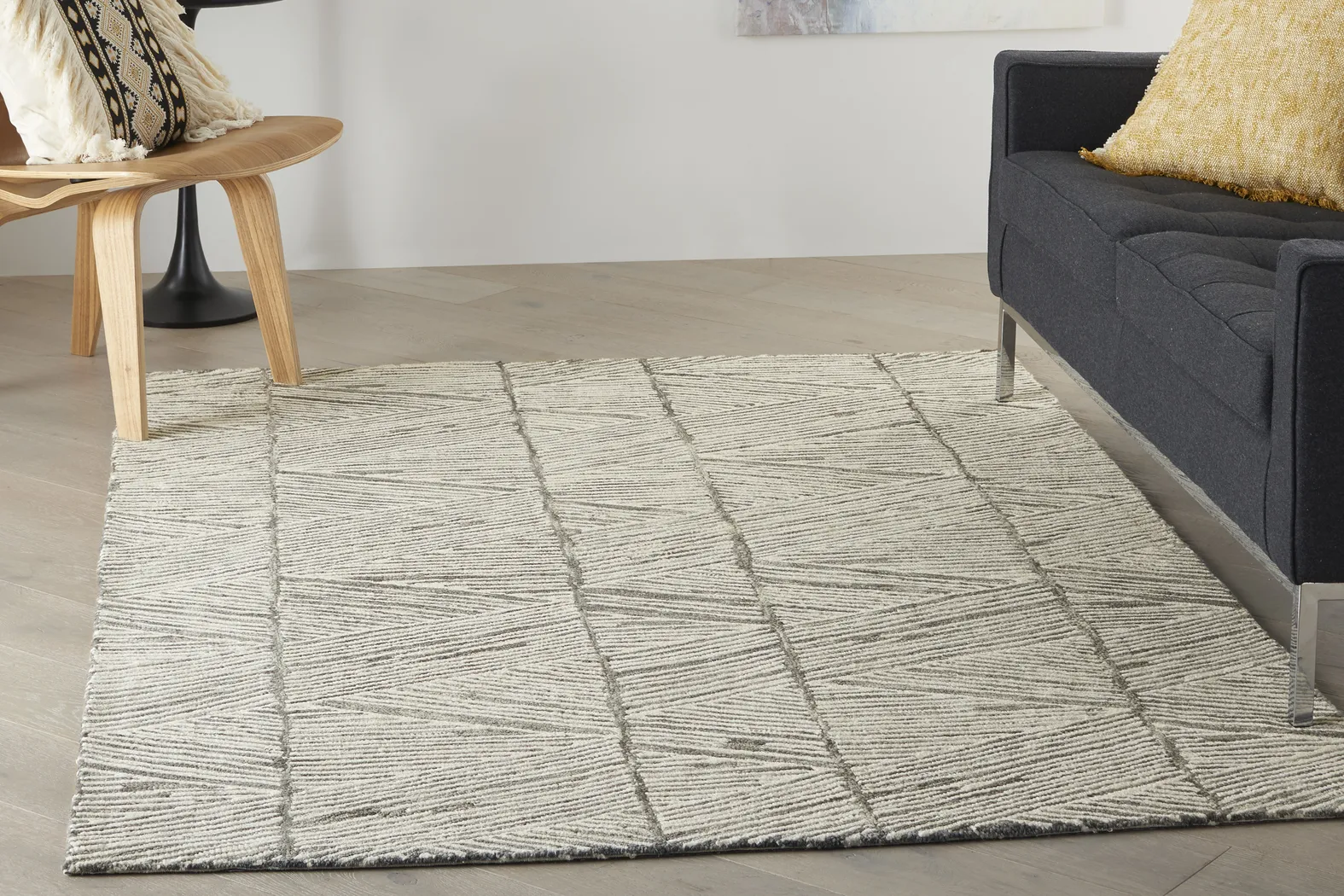 Aryla Gray/White 8'3 x 11'6 Rug - Thumbnail - Image 2