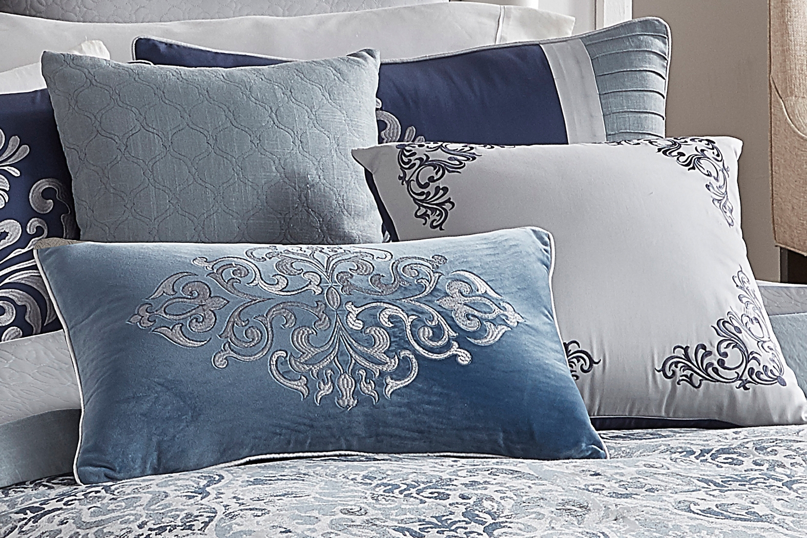 Asilomar Blue King 10 Pc King Comforter Set - Thumbnail - Image 4