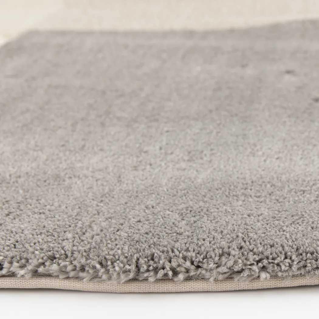 Aslan Ivory 7'10 Round Rug - Thumbnail - Image 5