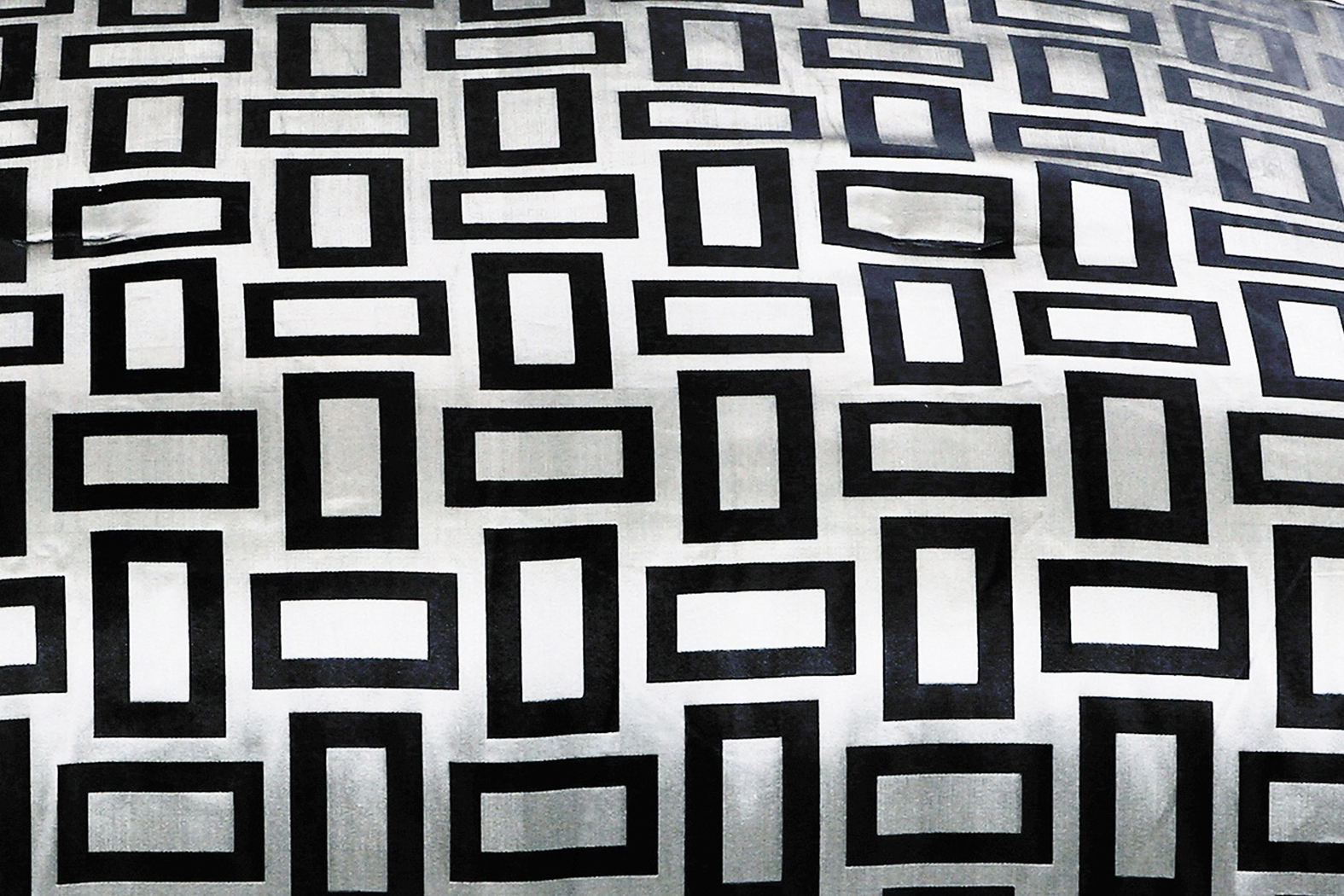 Aspunwall Black Silver 5 Pc King Comforter Set - Thumbnail - Image 2