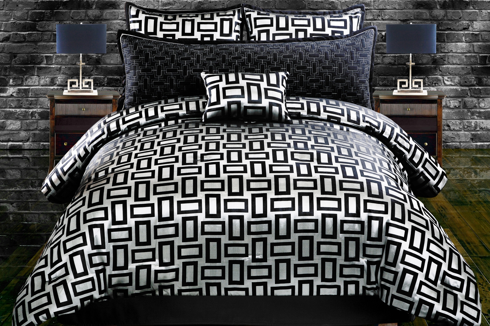 Aspunwall Black Silver 5 Pc King Comforter Set - Thumbnail - Image 1