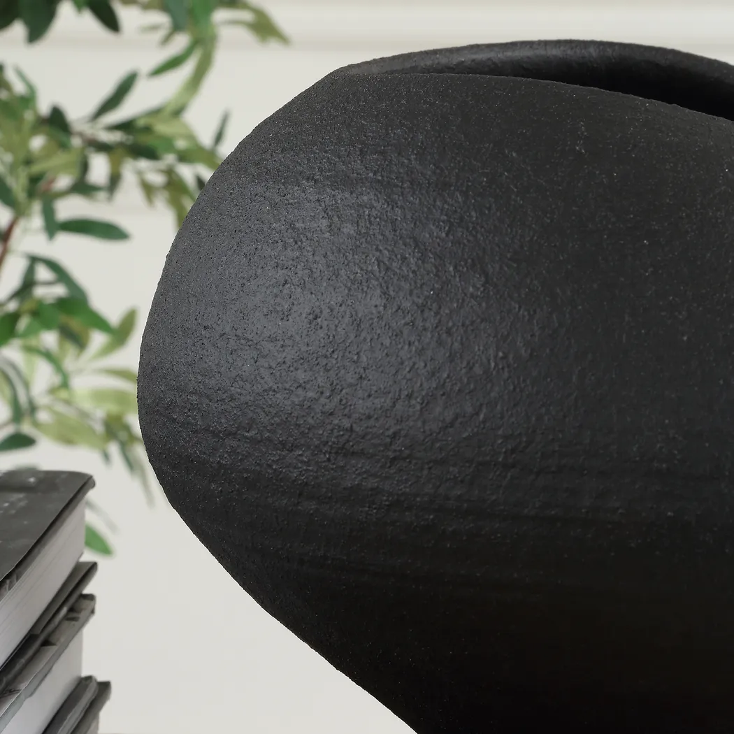 Astera Black Bowl - Thumbnail - Image 6