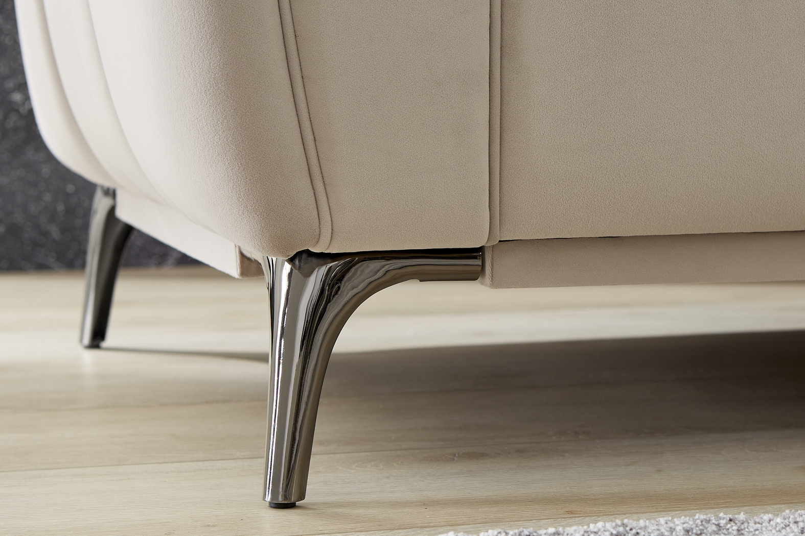 Astor Pebble Chair - Thumbnail - Image 3