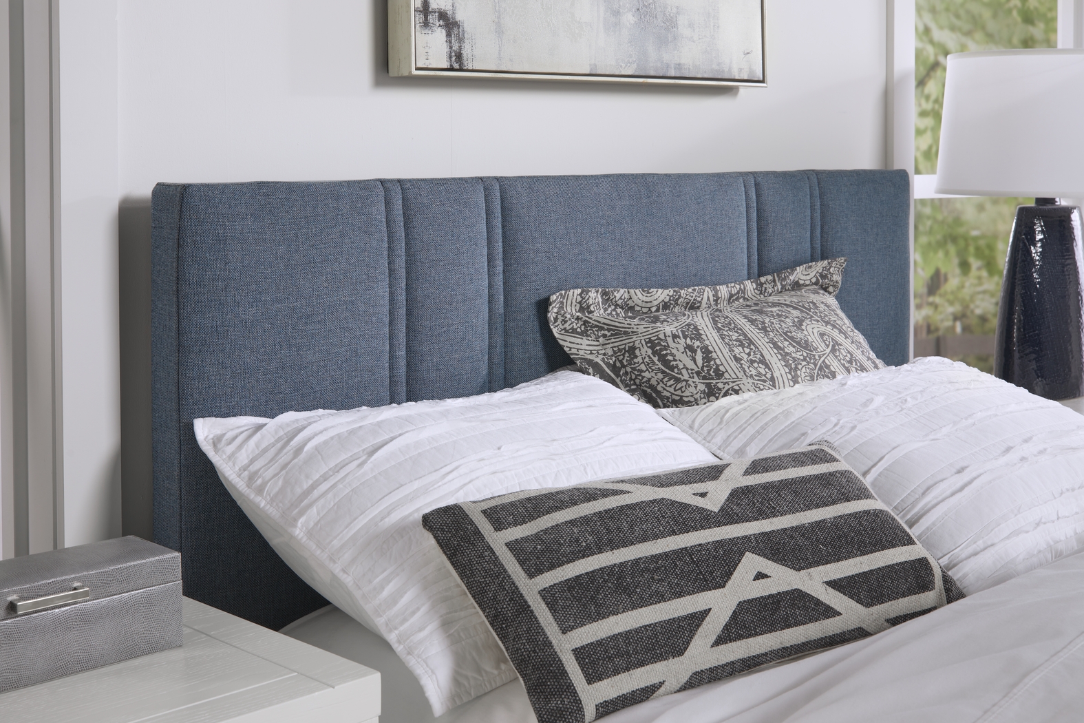 Aubrielle Blue 3 Pc King Upholstered Bed - Thumbnail - Image 2